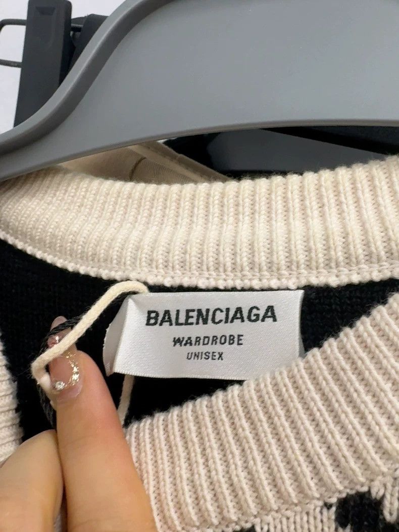 Balenciaga Balenciaga Logo Printed Sweater - dmc Size US M / EU 48-50 / 2 - 2 Thumbnail