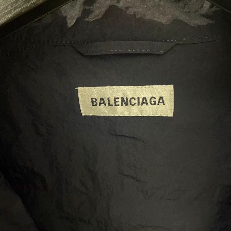 Balenciaga Balenciaga Colorblock Logo Windbreaker - dmc Size US M / EU 48-50 / 2 - 3 Thumbnail