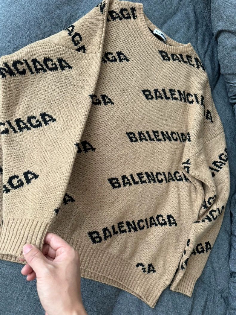 Balenciaga Balenciaga Oversized Logo Sweater S - dmc Size US S / EU 44-46 / 1 - 2 Thumbnail
