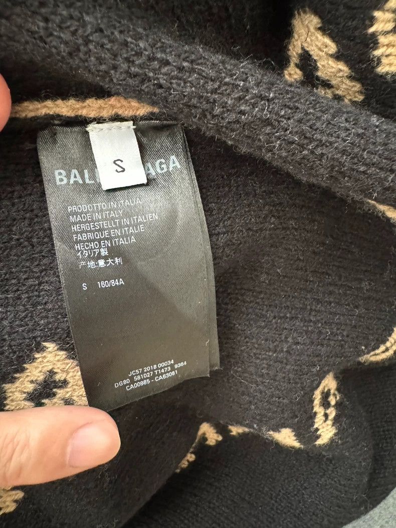 Balenciaga Balenciaga Oversized Logo Sweater S - dmc Size US S / EU 44-46 / 1 - 6 Thumbnail