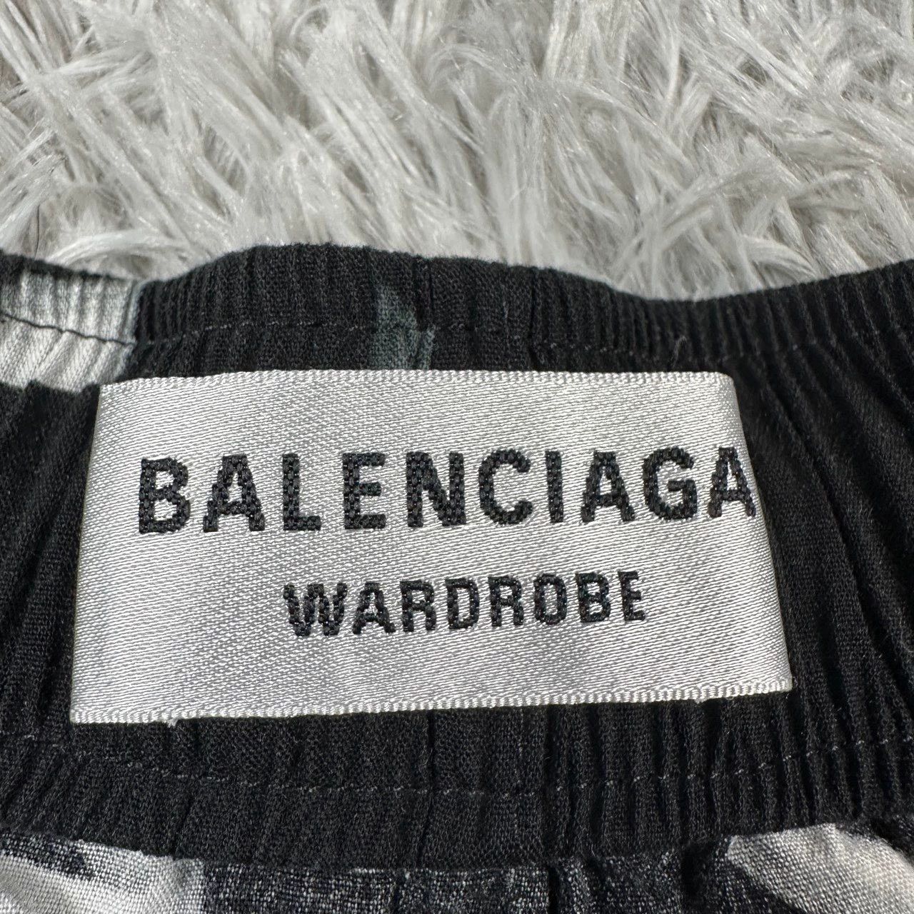 Balenciaga Balenciaga Logo Print Beach Shorts - dmc Size US 36 / EU 52 - 4 Thumbnail