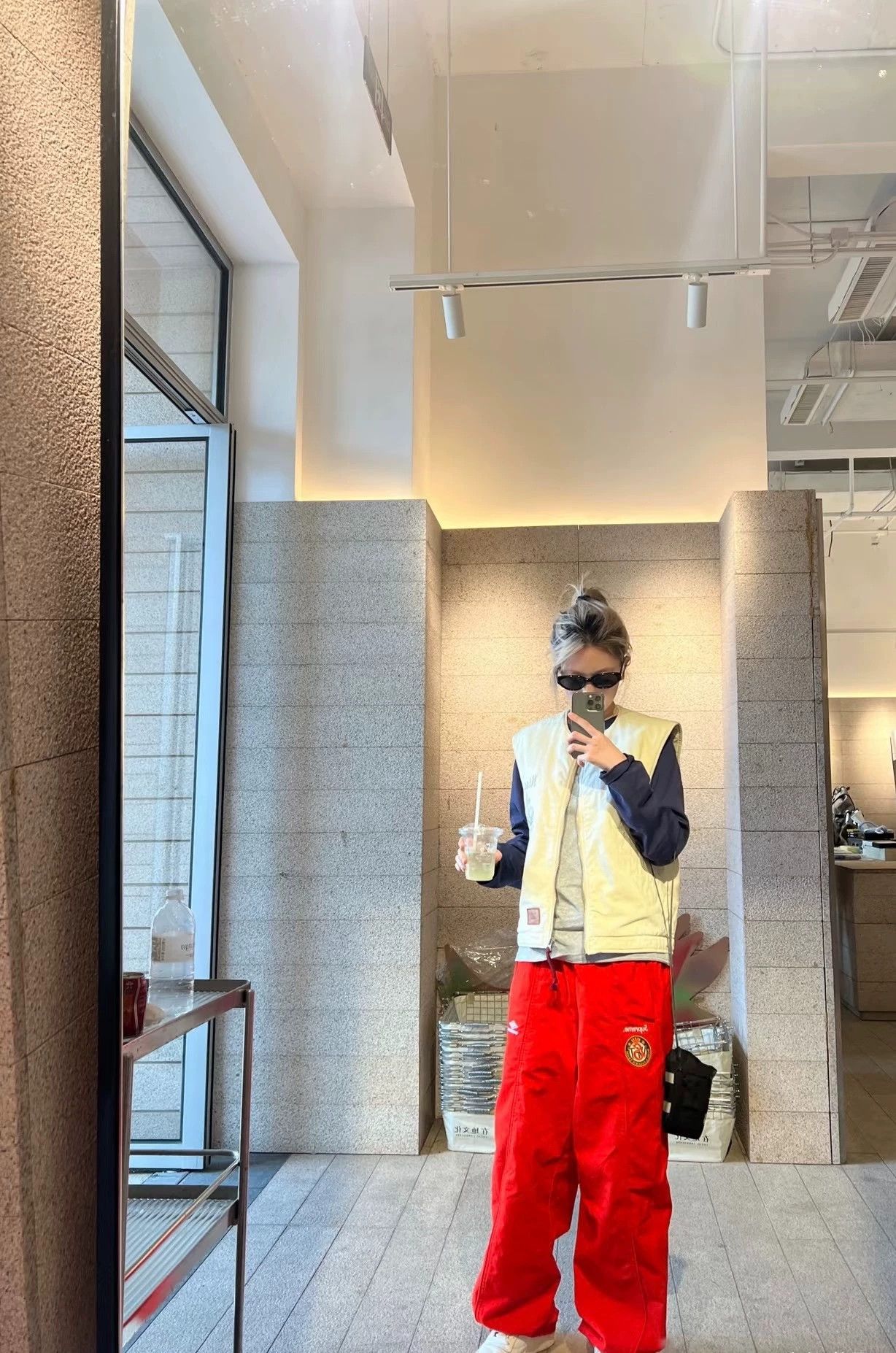 Balenciaga Balenciaga Soccer collaboration red nylon sweatpants - dmc Size US 34 / EU 50 - 5 Thumbnail
