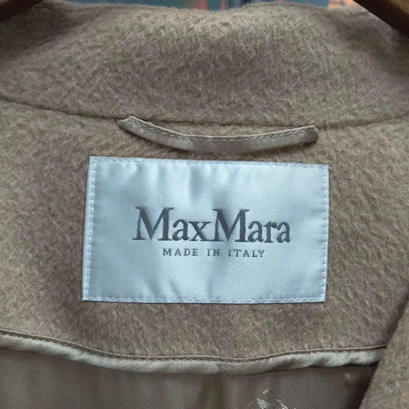 Max Mara MaxMara Elegant Long Wool Coat for Women 0089 Size M / US 6-8 / IT 42-44 - 3 Thumbnail