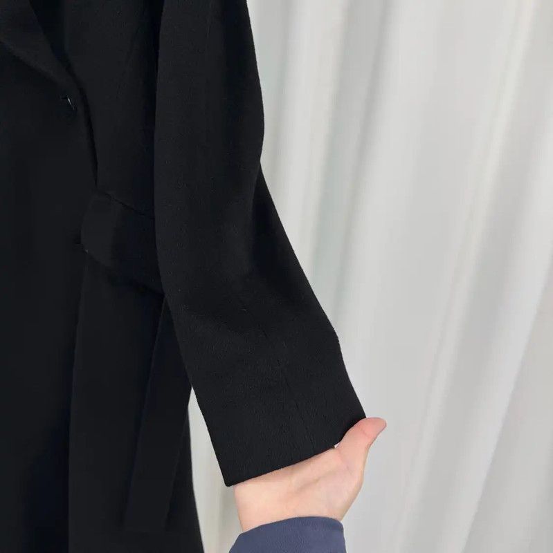 Max Mara MaxMara Black Cashmere Long Coat for Women 0089 Size M / US 6-8 / IT 42-44 - 4 Thumbnail
