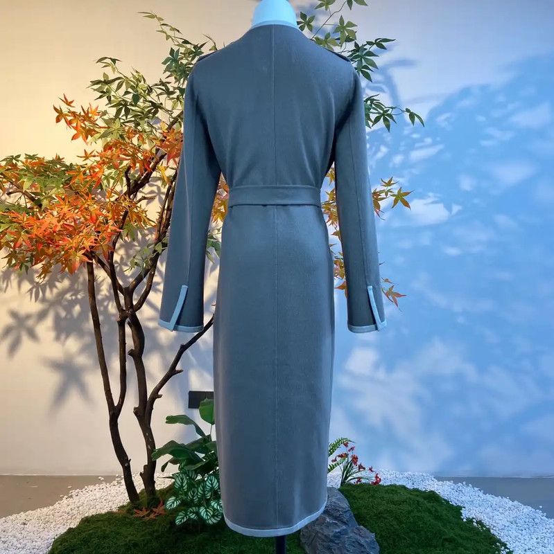 Max Mara MaxMara Women's Light Gray Wool Coat 0089 Size M / US 6-8 / IT 42-44 - 3 Thumbnail