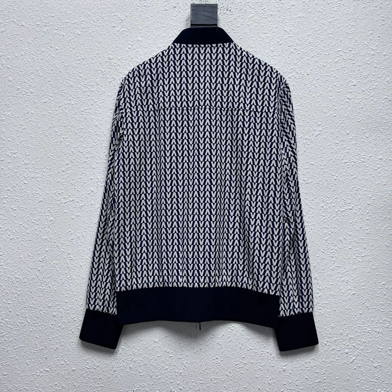 Valentino Valentino V Logo Print Jacket - dmc Size US XS / EU 42 / 0 - 2 Thumbnail