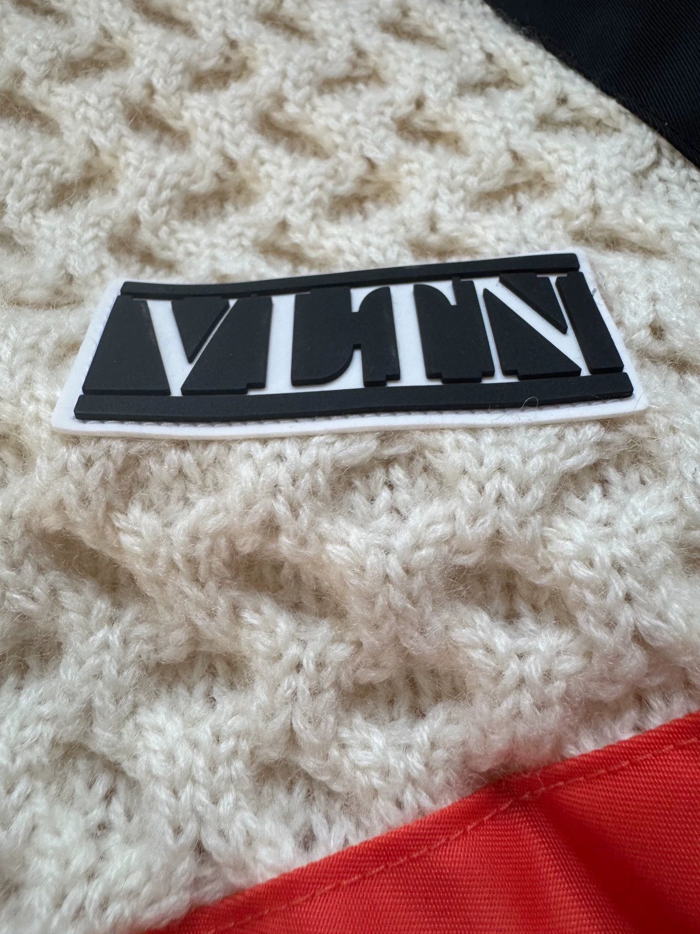 Valentino Oversize Beige Knit Sweater - dmc