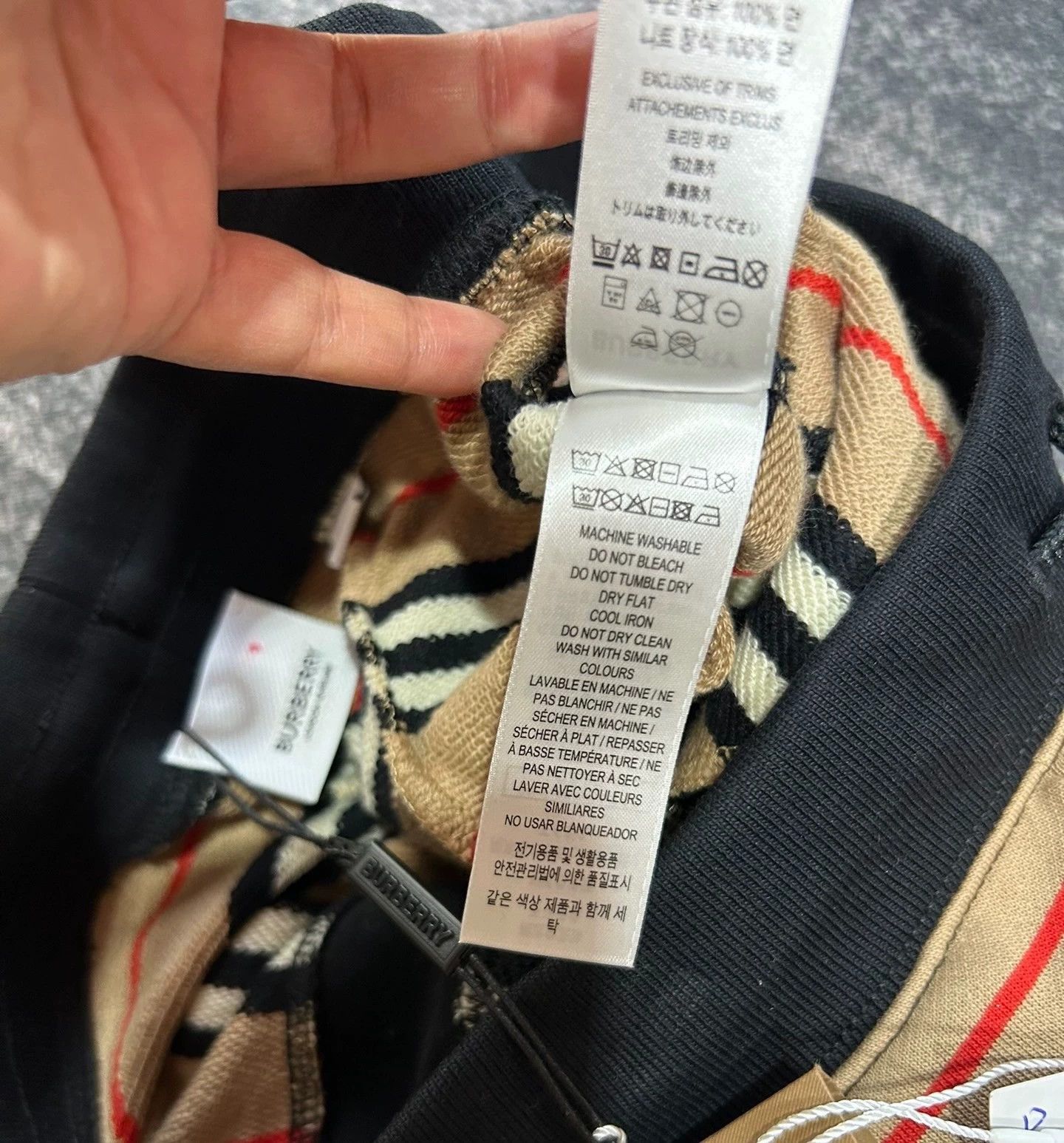 Burberry Burberry Kids Iconic Stripe Sweatpants - dmc Size US 32 / EU 48 - 5 Thumbnail