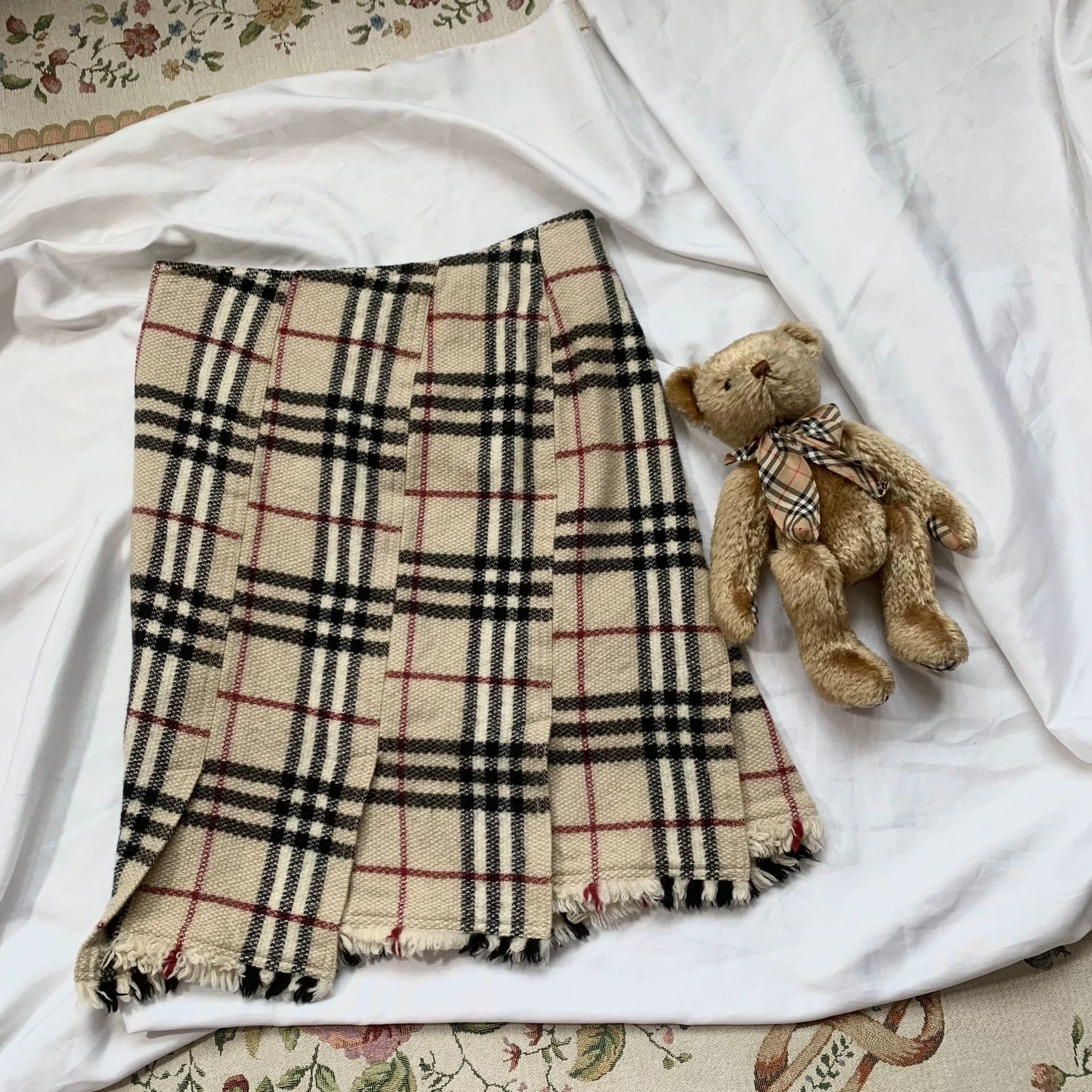 Burberry Burberry Plaid Irregular Wool Skirt - dmc Size US 28 / EU 44 - 4 Thumbnail