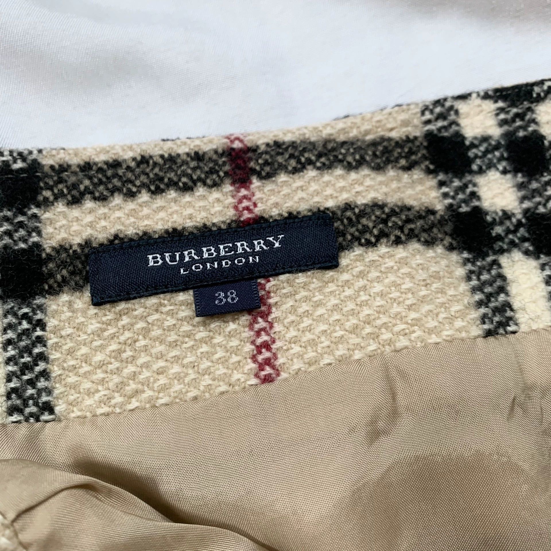 Burberry Burberry Plaid Irregular Wool Skirt - dmc Size US 28 / EU 44 - 3 Thumbnail
