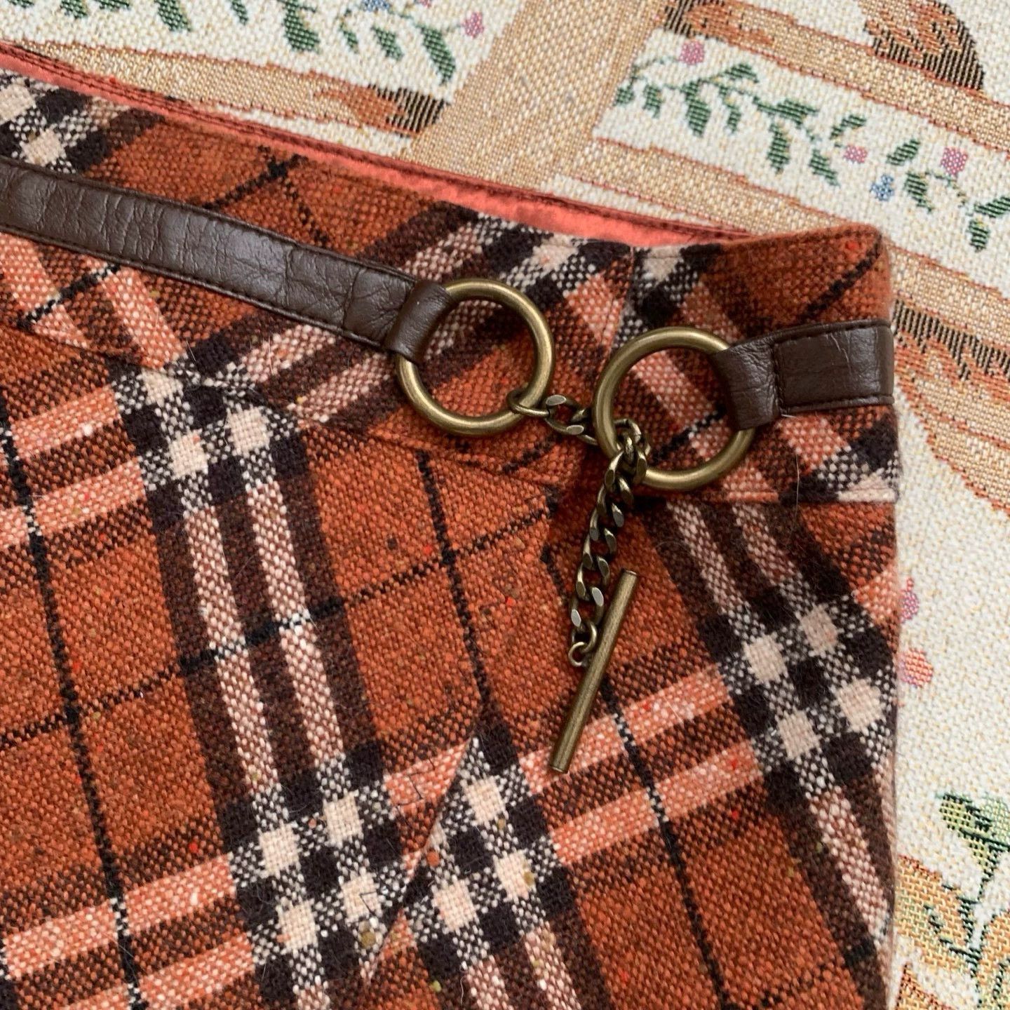 Burberry Burberry Vintage Plaid Mini Skirt - dmc Size US 29 - 2 Thumbnail