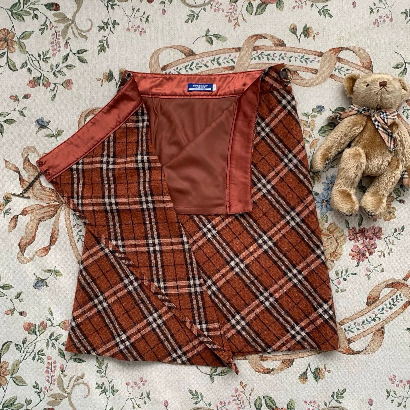 Burberry Burberry Vintage Plaid Mini Skirt - dmc Size US 29 - 3 Thumbnail