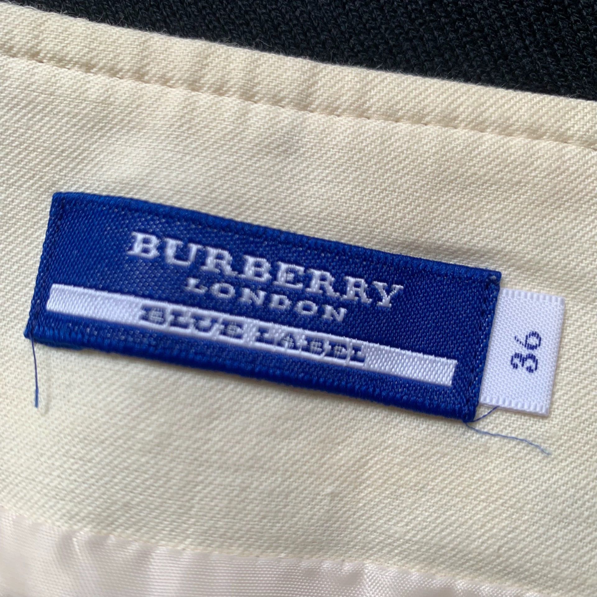 Burberry Burberry Vintage Check Mini Skirt - dmc Size US 28 / EU 44 - 4 Thumbnail