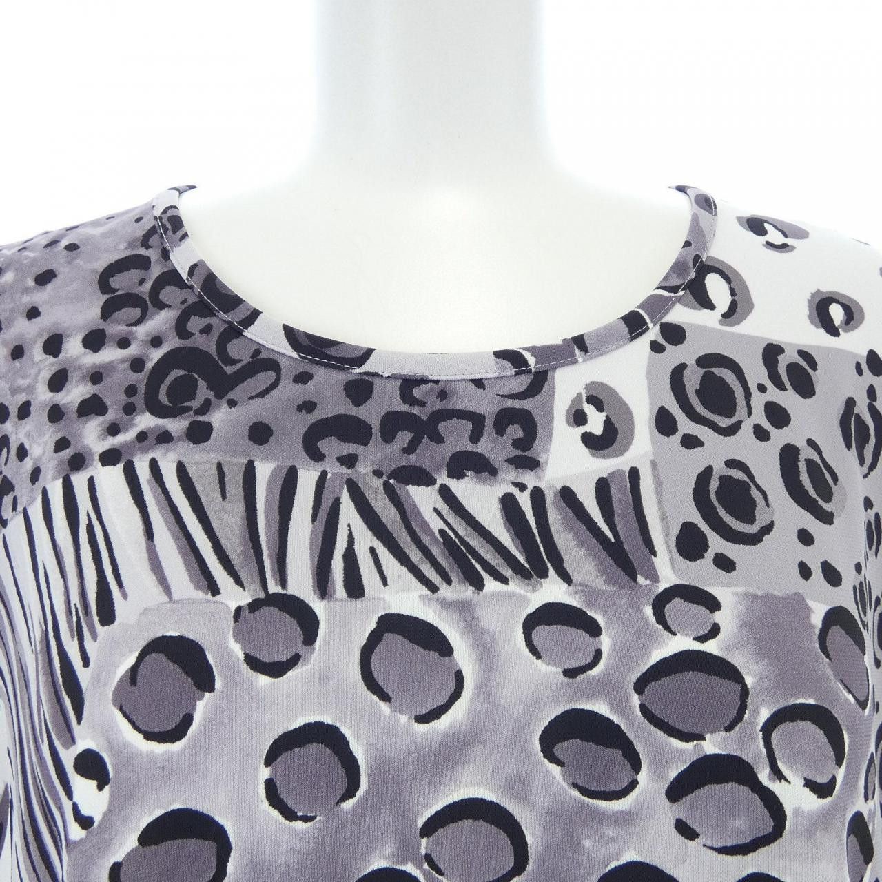 Other Other Leonard Sport Top Cotton Tops 0528991 DUTY FREE for USA Size ONE SIZE - 5 Thumbnail