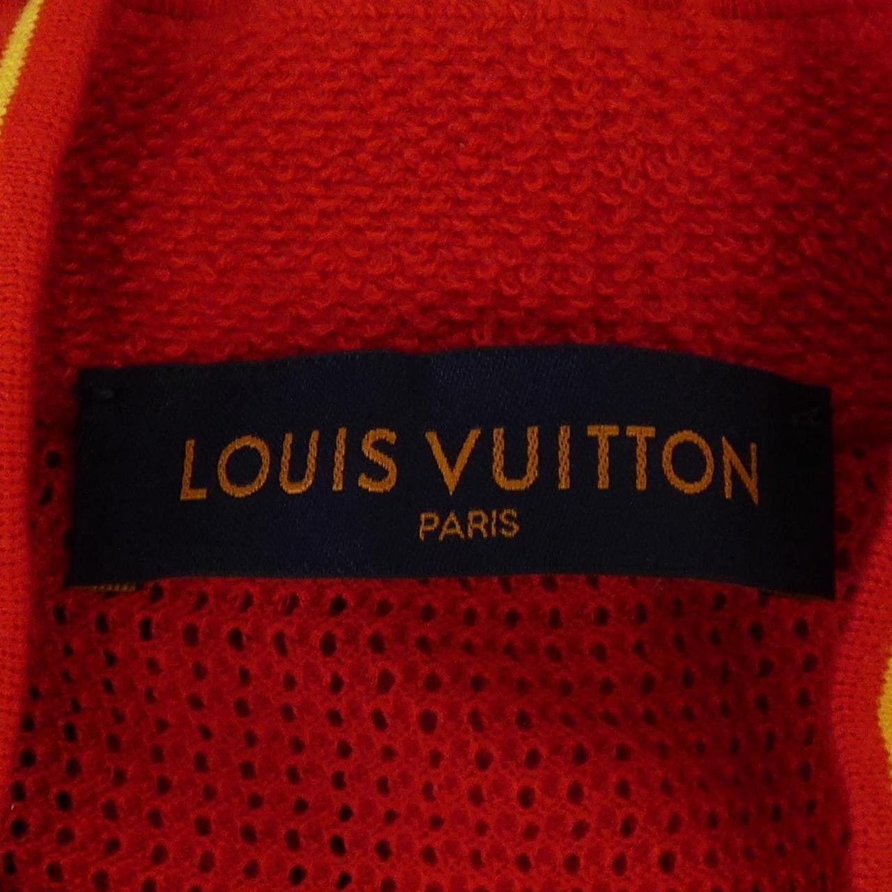 Louis Vuitton Louis Vuitton Louis Vuitton Top Cotton Tops HGN84WF77 DUTY FREE for USA Size ONE SIZE - 4 Thumbnail