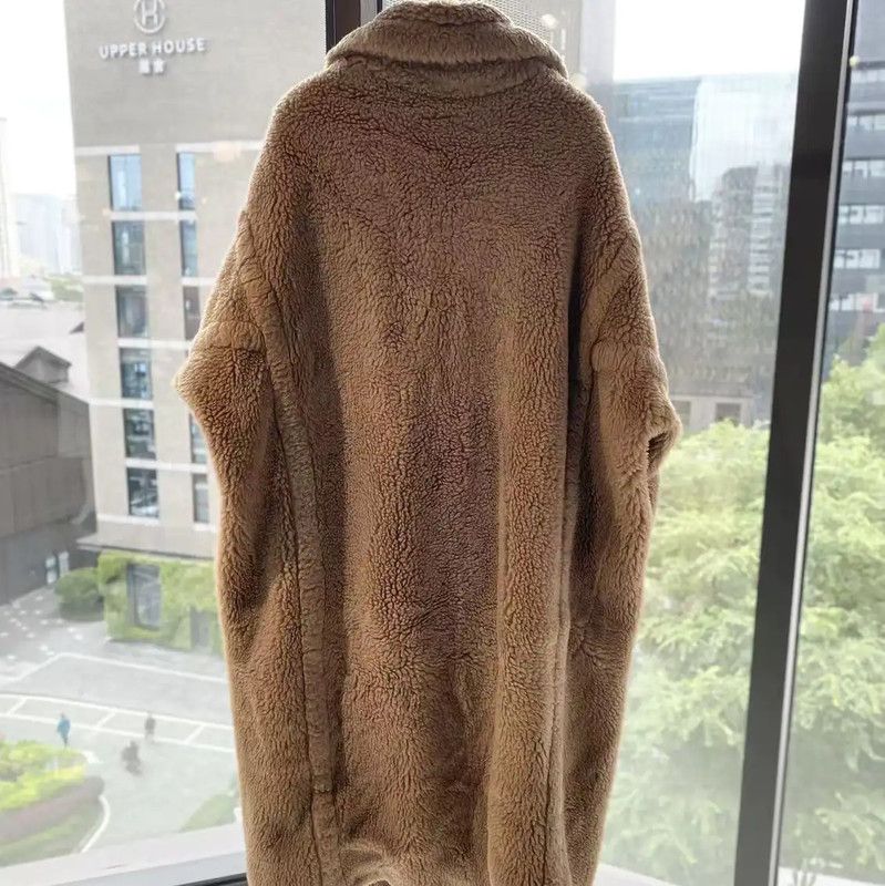 Max Mara MaxMara Cozy Camel Wool Coat for Women 0089 Size M / US 6-8 / IT 42-44 - 2 Thumbnail