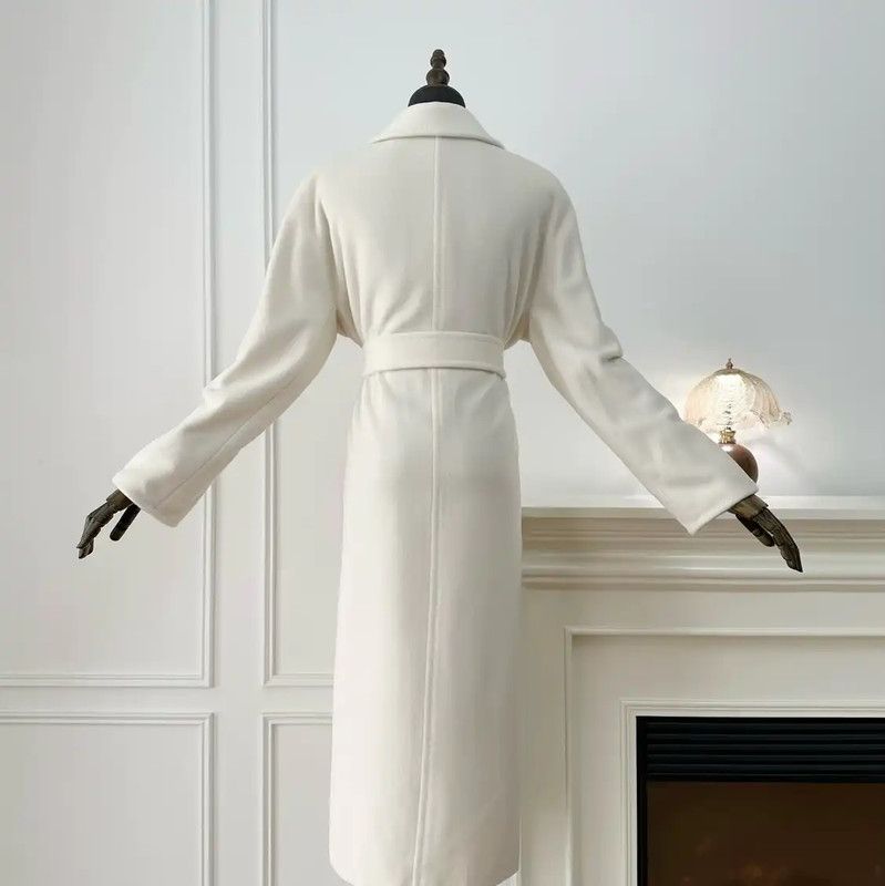 Max Mara MaxMara Women's White Coat with Belt 0089 Size M / US 6-8 / IT 42-44 - 2 Thumbnail