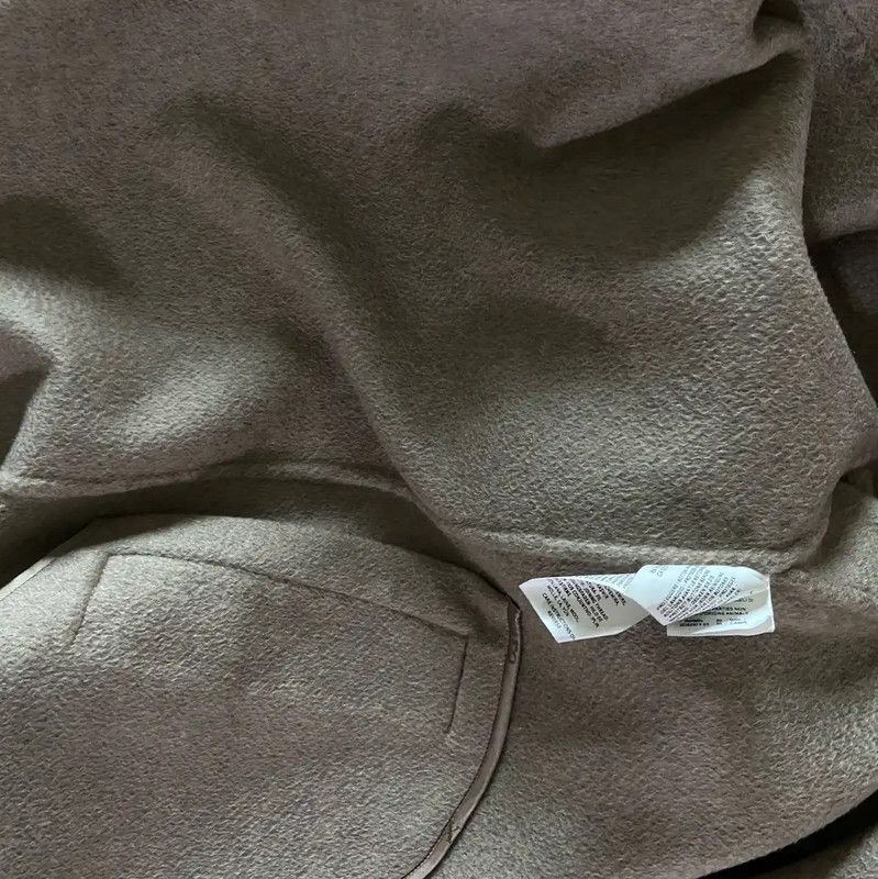 Max Mara MaxMara Cashmere Coat in Beige for Women 0089 Size L / US 10 / IT 46 - 5 Thumbnail