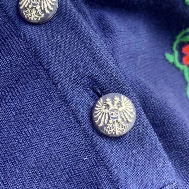Chanel Chanel Embroidered Navy Wool Pullover Sweater 0089 Size XXS / US 00 / IT 34 - 5 Thumbnail