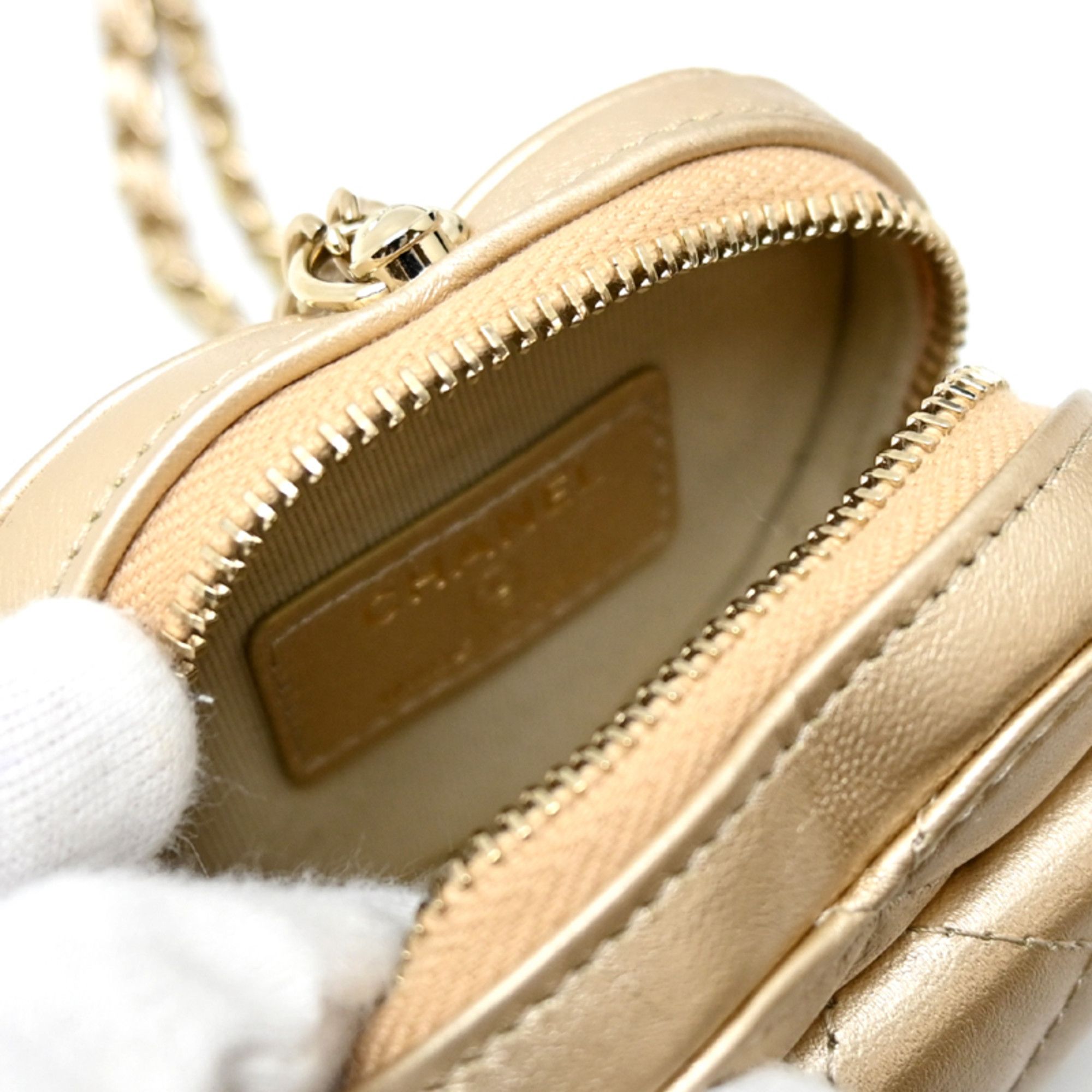 Chanel Chanel Matelasse Coco Mark Mini Heart Chain Shoulder Bag with Gold Hardware, Women's Coin Case, AP2783, Lambskin, Size ONE SIZE - 5 Thumbnail