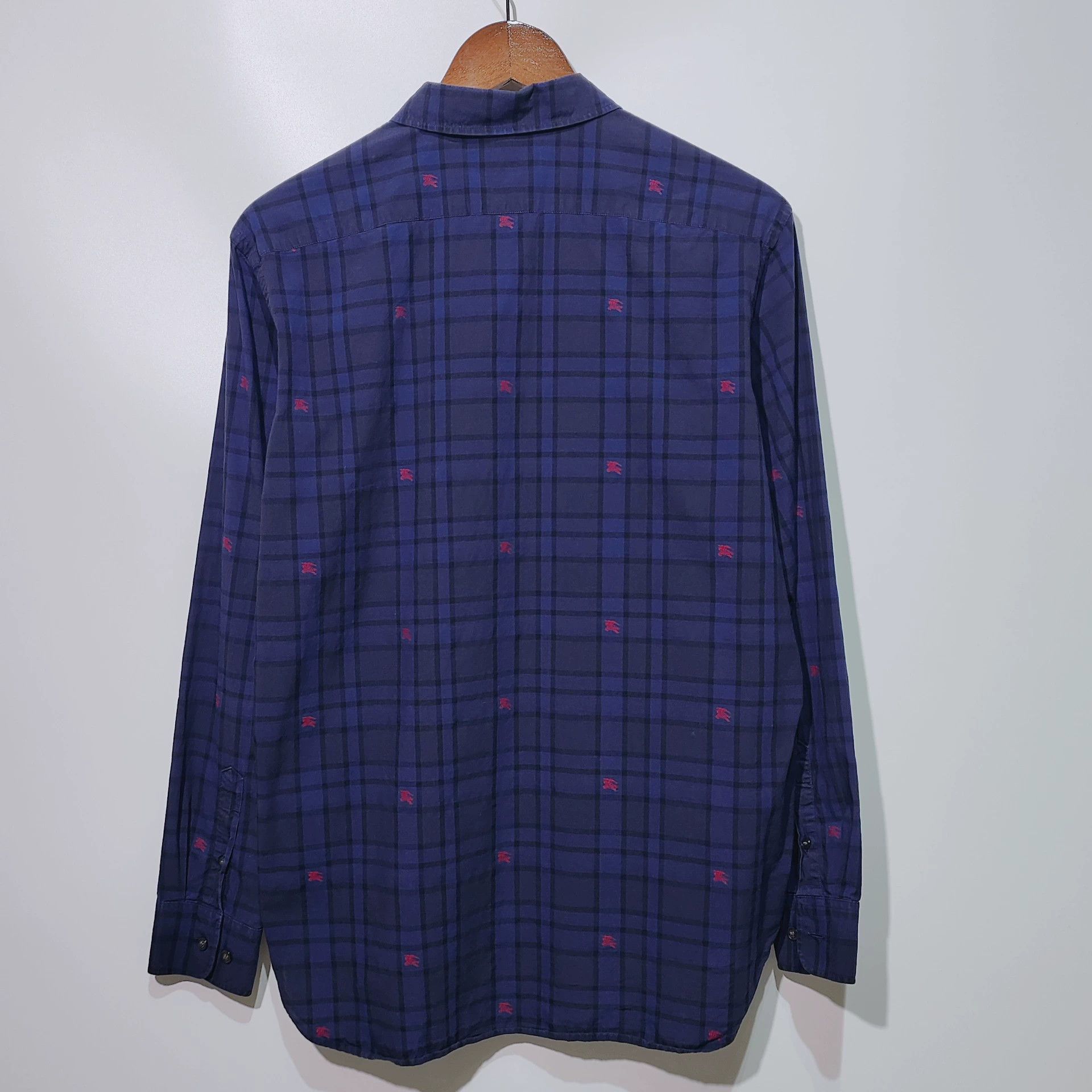 Burberry Burberry Check Embroidered Button-Up Shirt - dmc Size US M / EU 48-50 / 2 - 2 Thumbnail