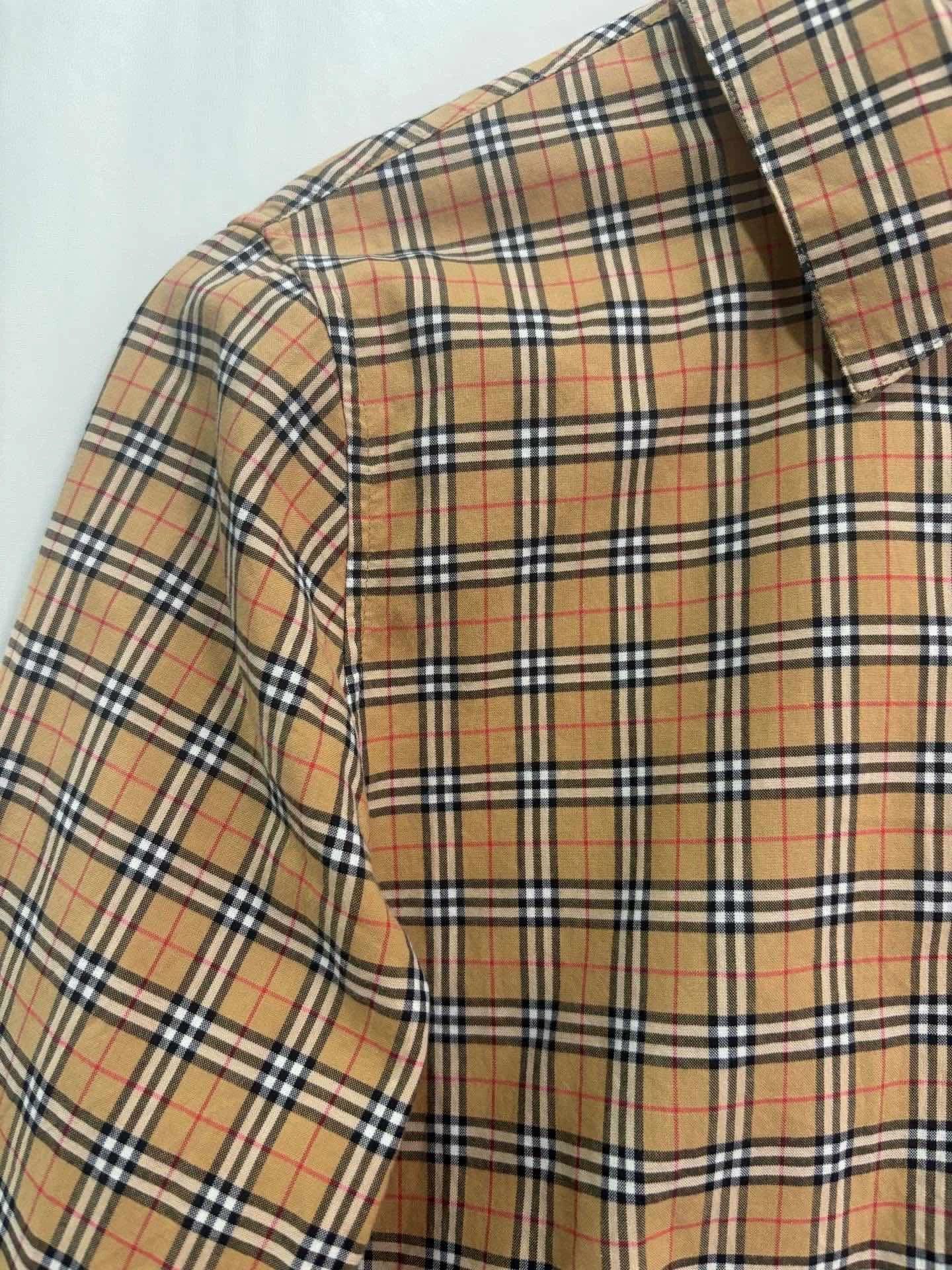 Burberry Burberry Classic Plaid Collared Shirt - dmc Size US M / EU 48-50 / 2 - 4 Thumbnail