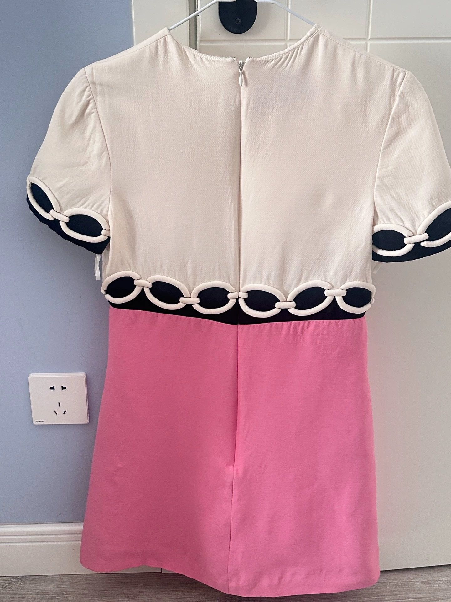 Valentino Valentino Pink Silk Wool Dress - dmc Size US 38 / EU 54 - 2 Thumbnail
