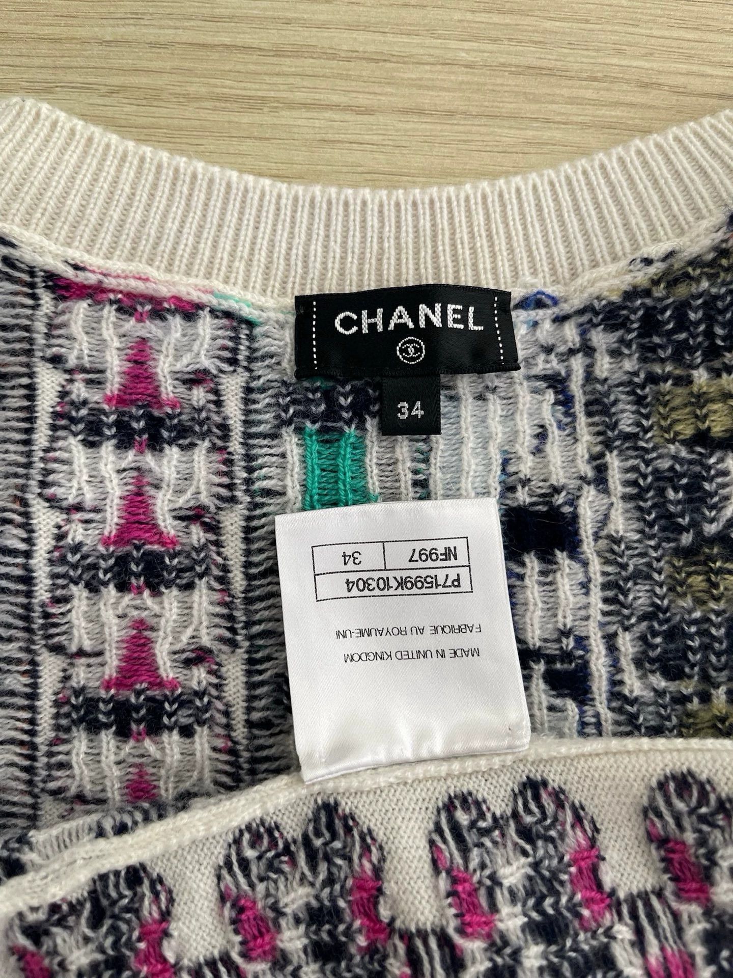 Chanel Chanel 2021 Rainbow Logo Sweater FR34 - dmc Size US XS / EU 42 / 0 - 3 Thumbnail