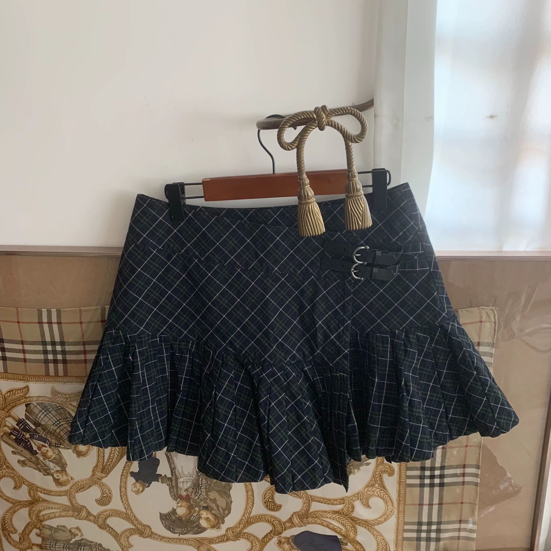 Burberry Burberry Green Plaid Pleated Skirt - dmc Size US 29 - 5 Thumbnail
