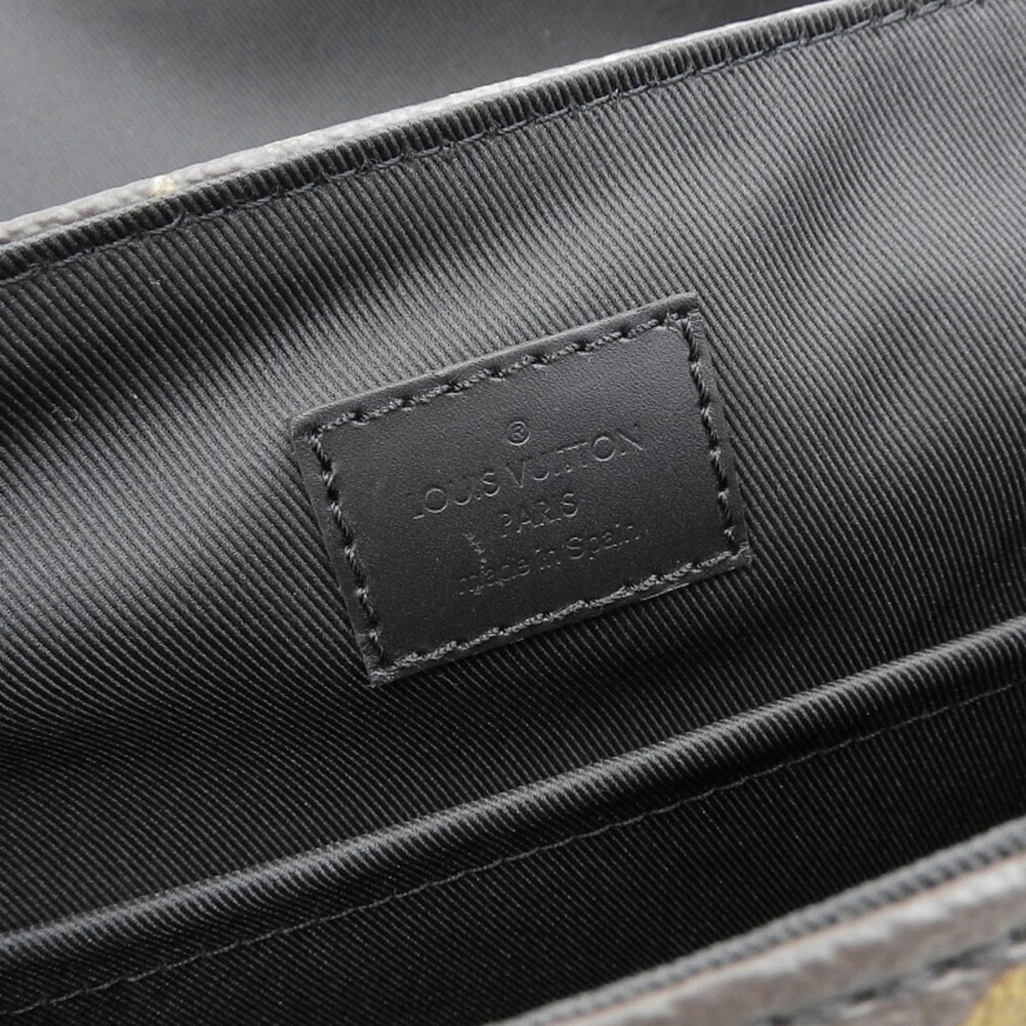 Louis Vuitton Like new Louis Vuitton Monogram Macassar LV Trail M46972 shoulder bag Size ONE SIZE - 8 Thumbnail