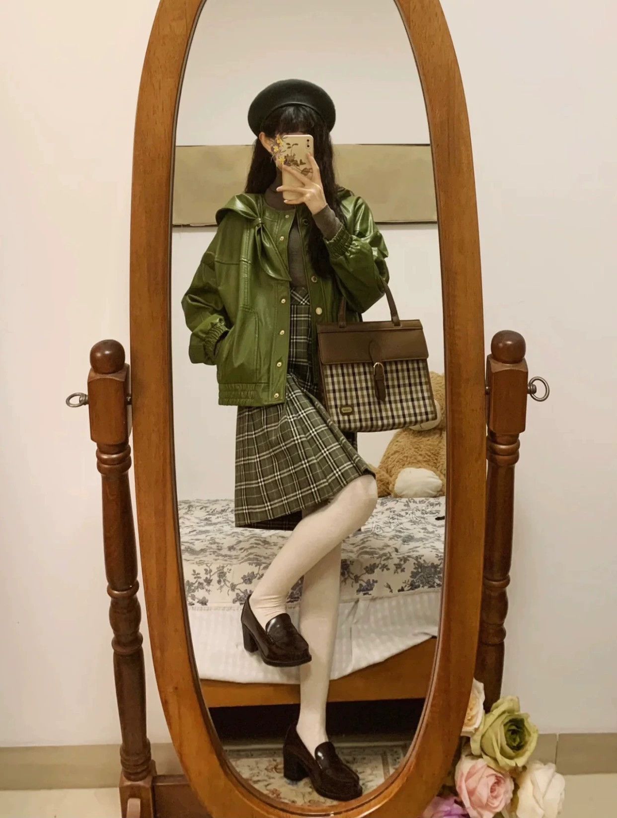 Burberry Burberry Green Plaid Wool Skirt - dmc Size US 26 / EU 42 - 4 Thumbnail