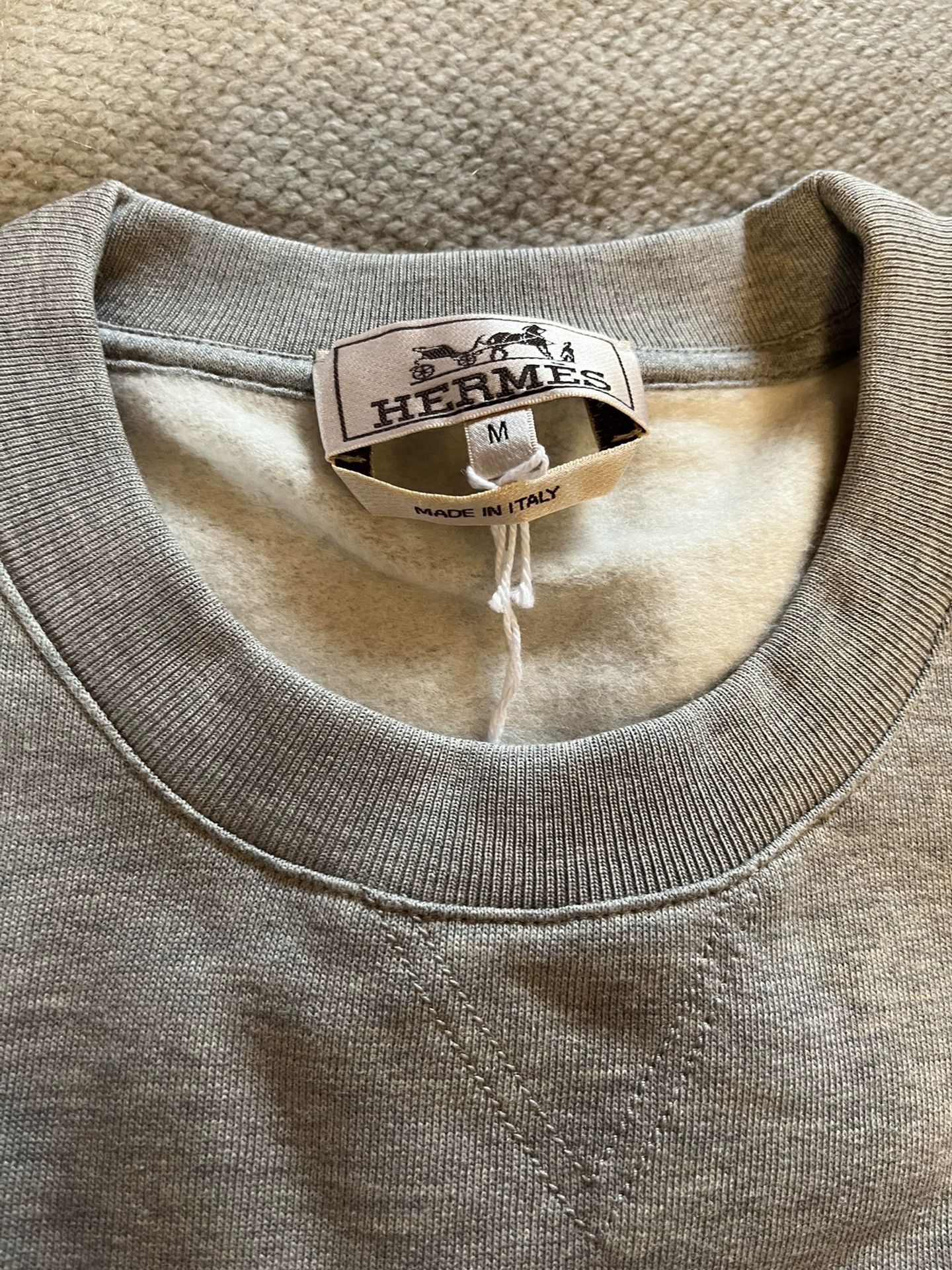 Hermes Hermes Men's Gray Long-Sleeve Sweatshirt - dmc Size US M / EU 48-50 / 2 - 3 Thumbnail