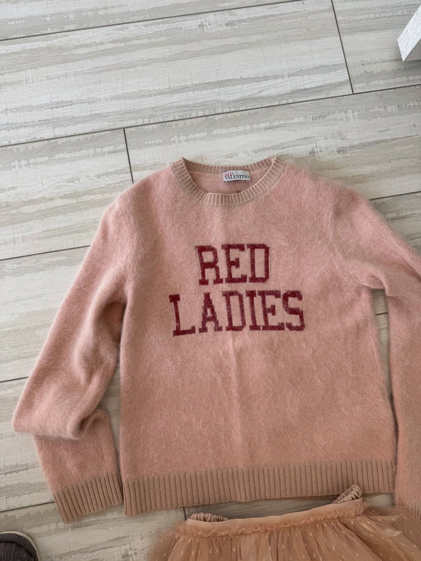 Valentino Red Ladies Cashmere Sweater - dmc Size US M / EU 48-50 / 2 - 6 Thumbnail