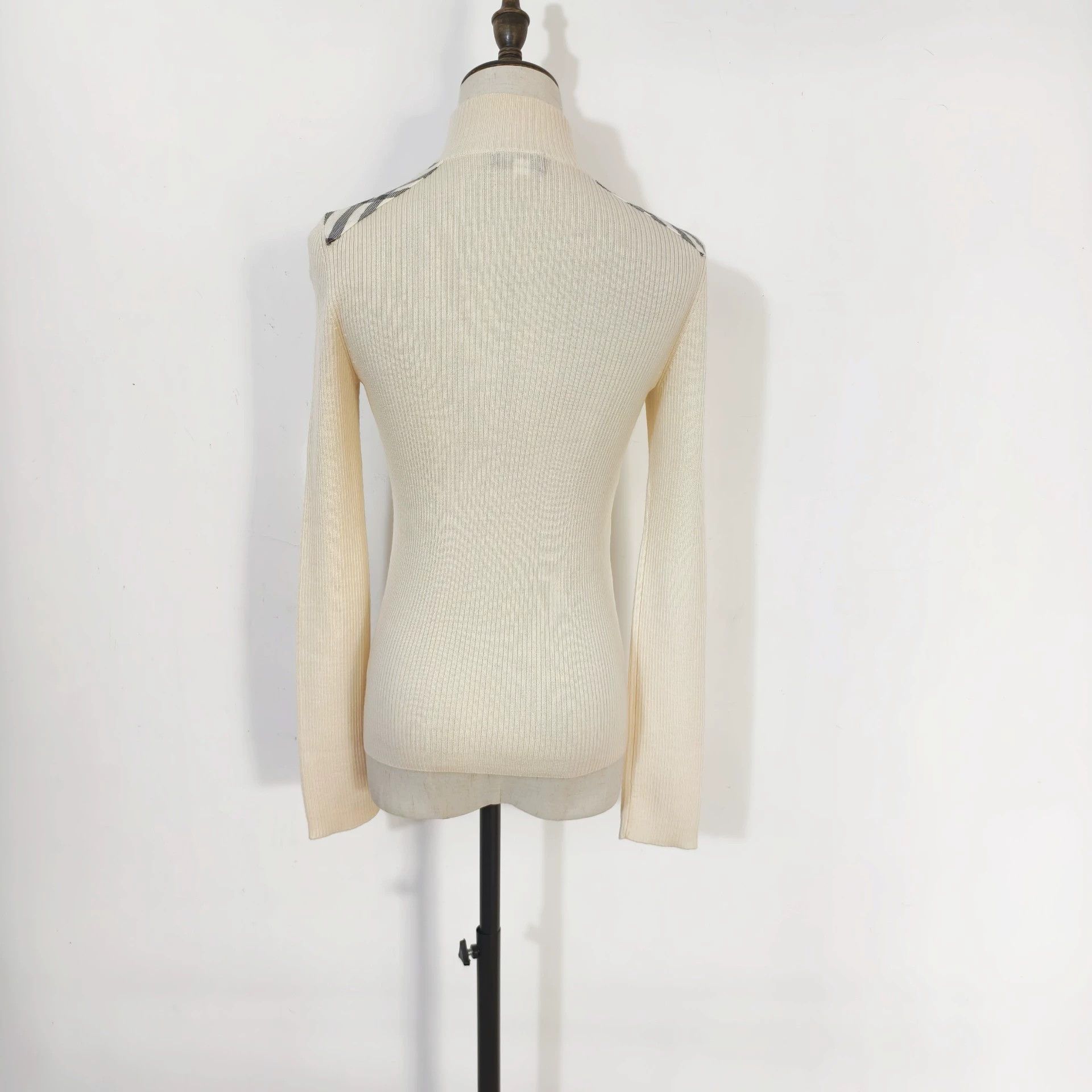 Burberry Vintage Burberry Knit Top - dmc Size US XS / EU 42 / 0 - 6 Thumbnail