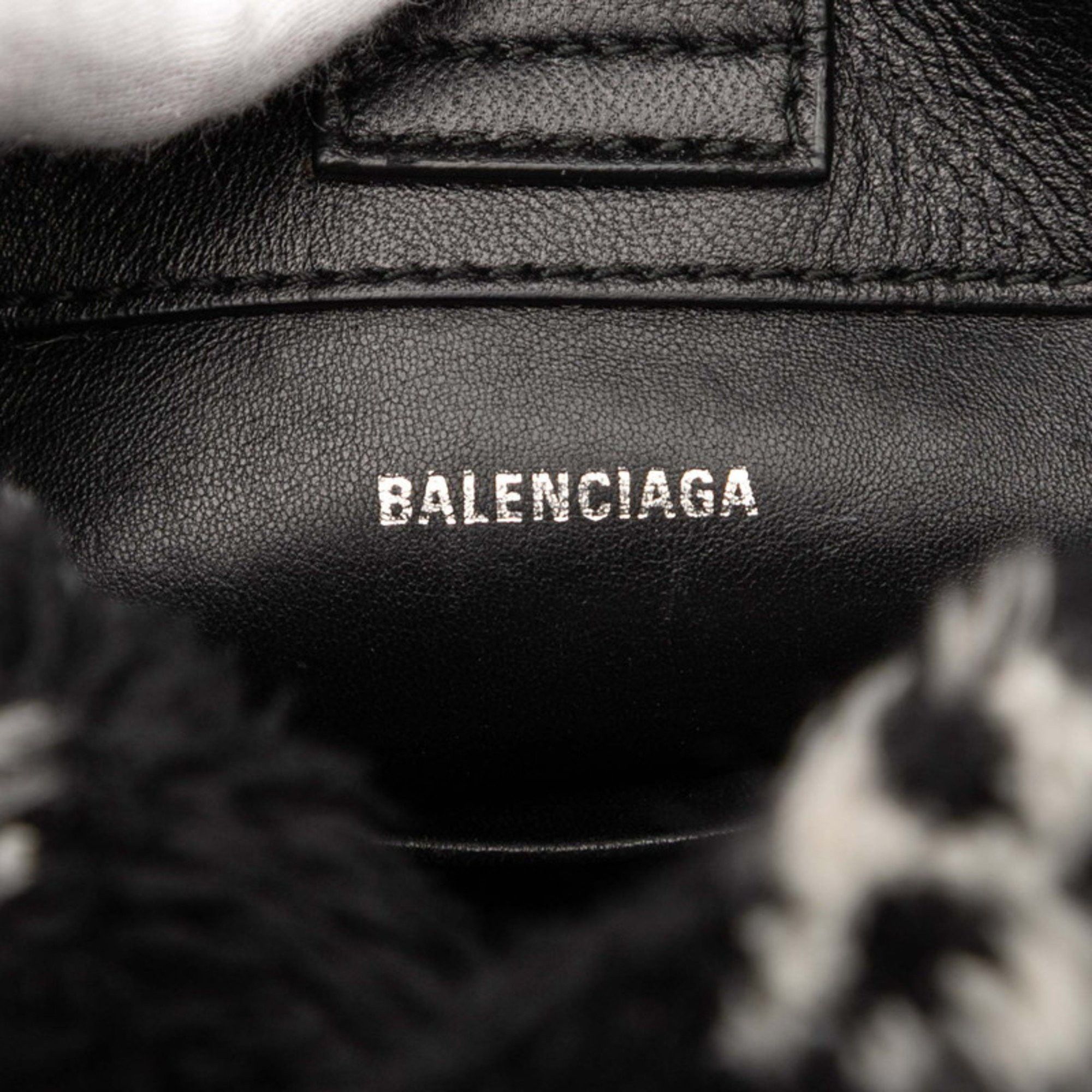 Balenciaga Balenciaga Everyday Handbag/Shoulder Bag 596564 Black Faux Fur and Leather Women's BALENCIAGA Size ONE SIZE - 5 Thumbnail