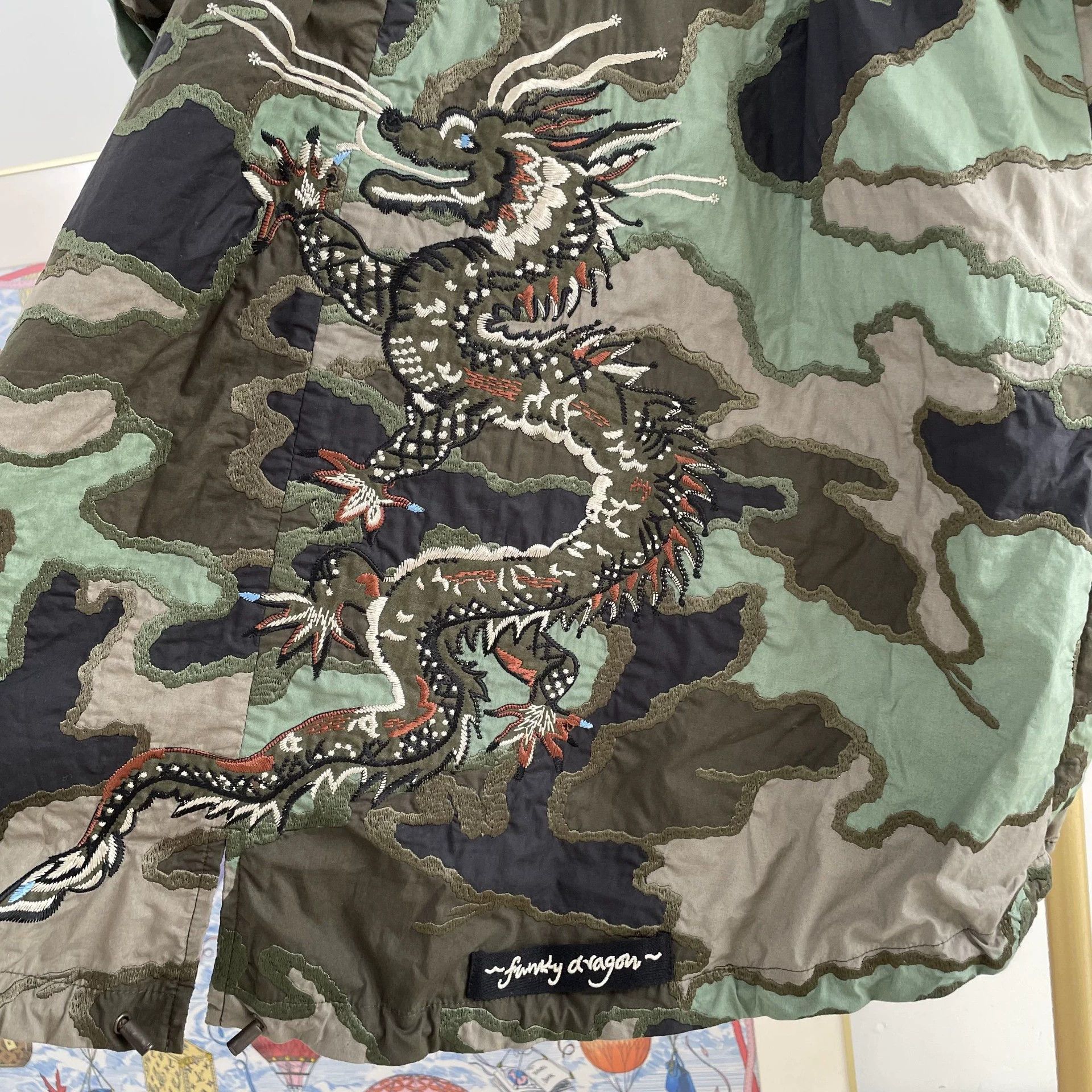 Valentino Valentino Camouflage Embroidered Coat - dmc Size US L / EU 52-54 / 3 - 3 Thumbnail