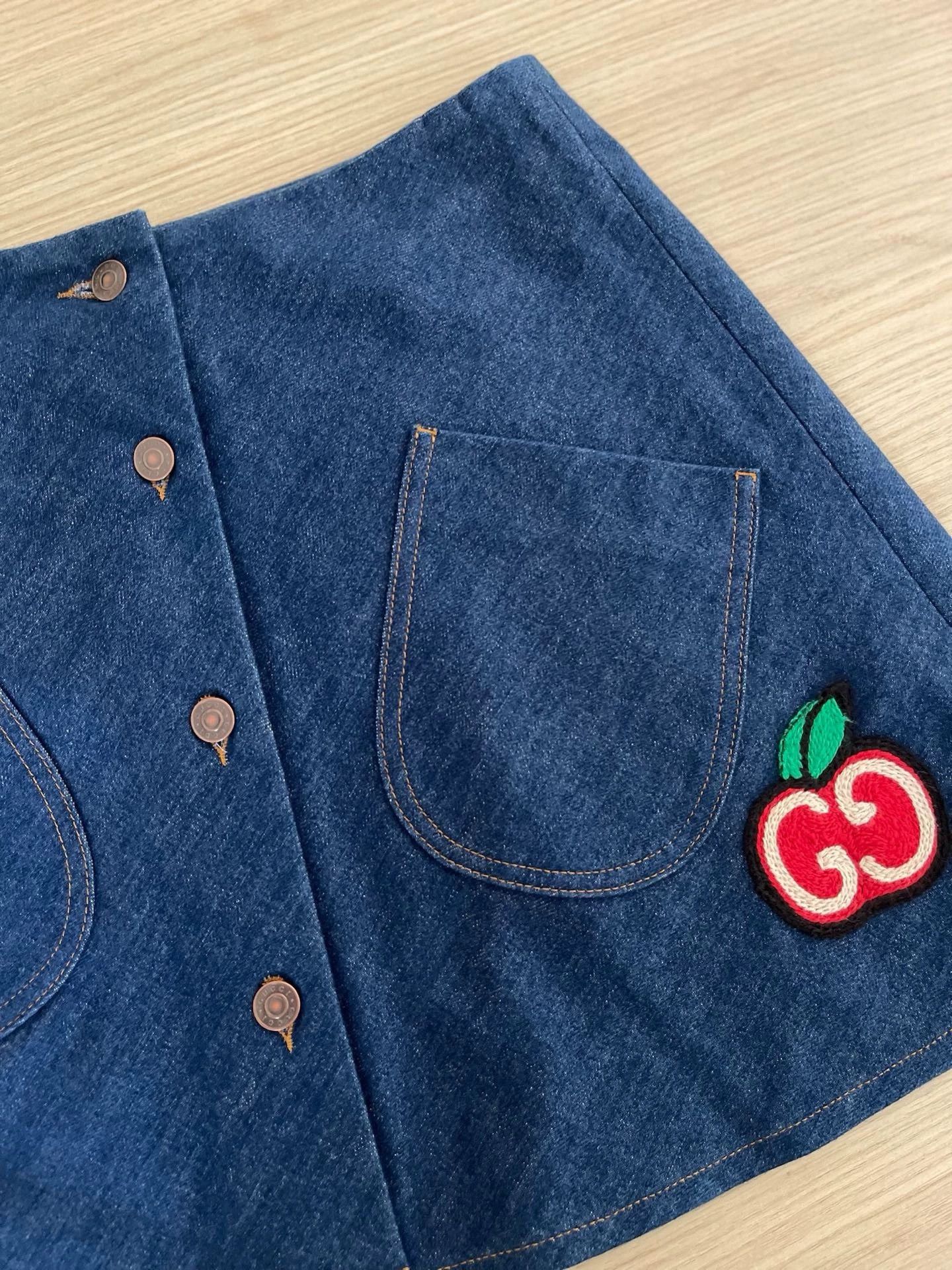 Gucci Gucci Cherry Denim Skirt IT40 - dmc Size US 31 - 4 Thumbnail