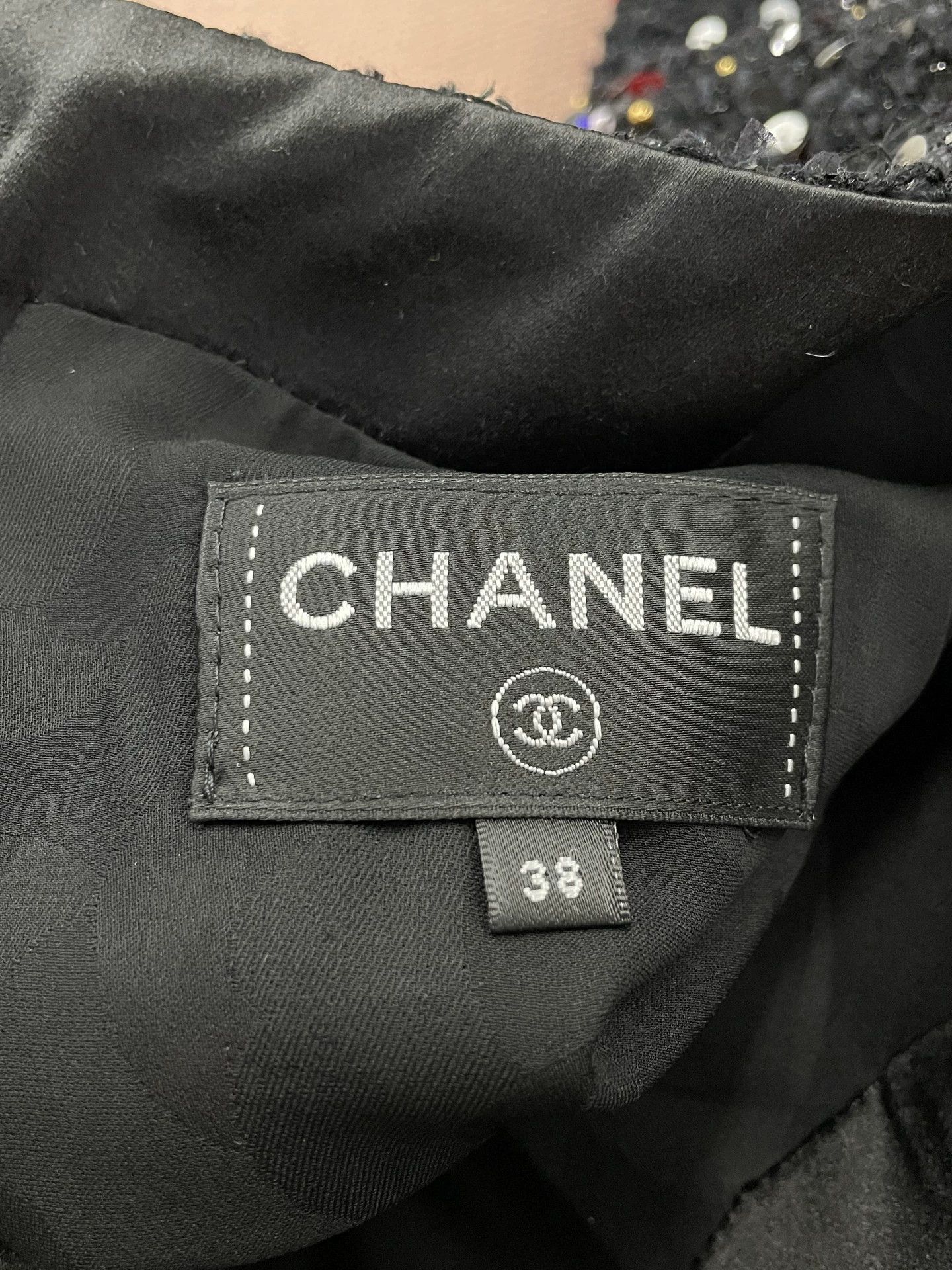 Chanel Chanel 22S Sequin Black Gold Dress - dmc Size US 38 / EU 54 - 4 Thumbnail