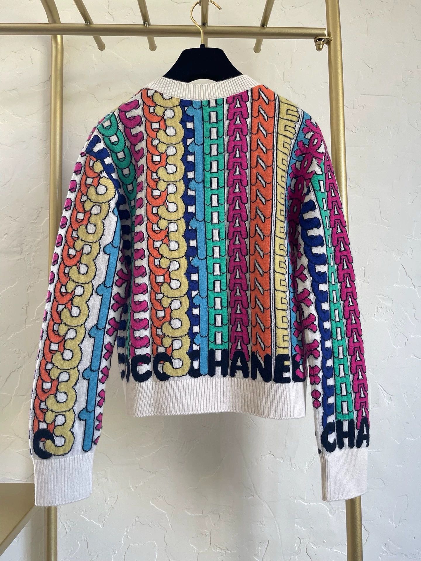 Chanel Chanel 2021 Rainbow Logo Sweater - dmc Size US XS / EU 42 / 0 - 2 Thumbnail