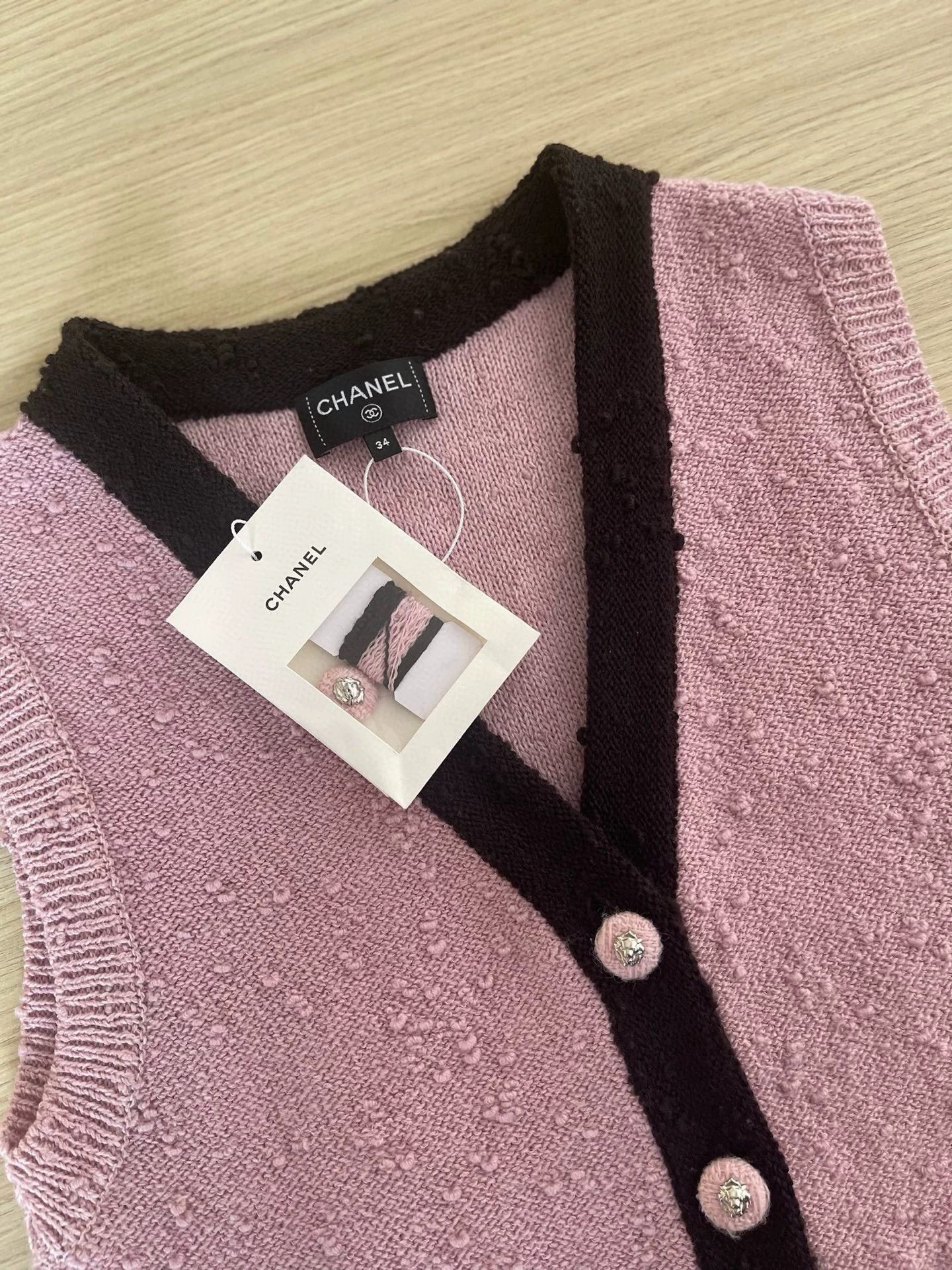 Chanel Chanel 2024 Pink Knit Vest - dmc Size US XS / EU 42 / 0 - 4 Thumbnail