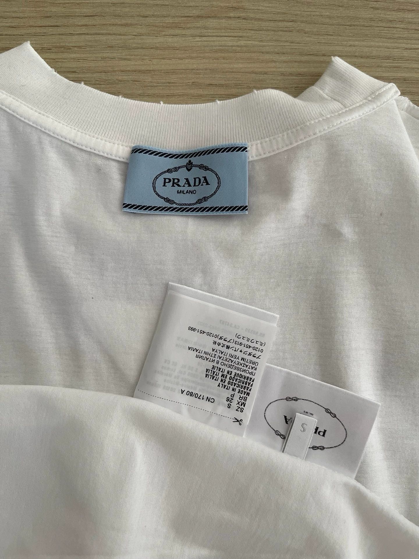 Prada Prada White Triangle Logo Sleeveless Top - dmc Size US S / EU 44-46 / 1 - 3 Thumbnail