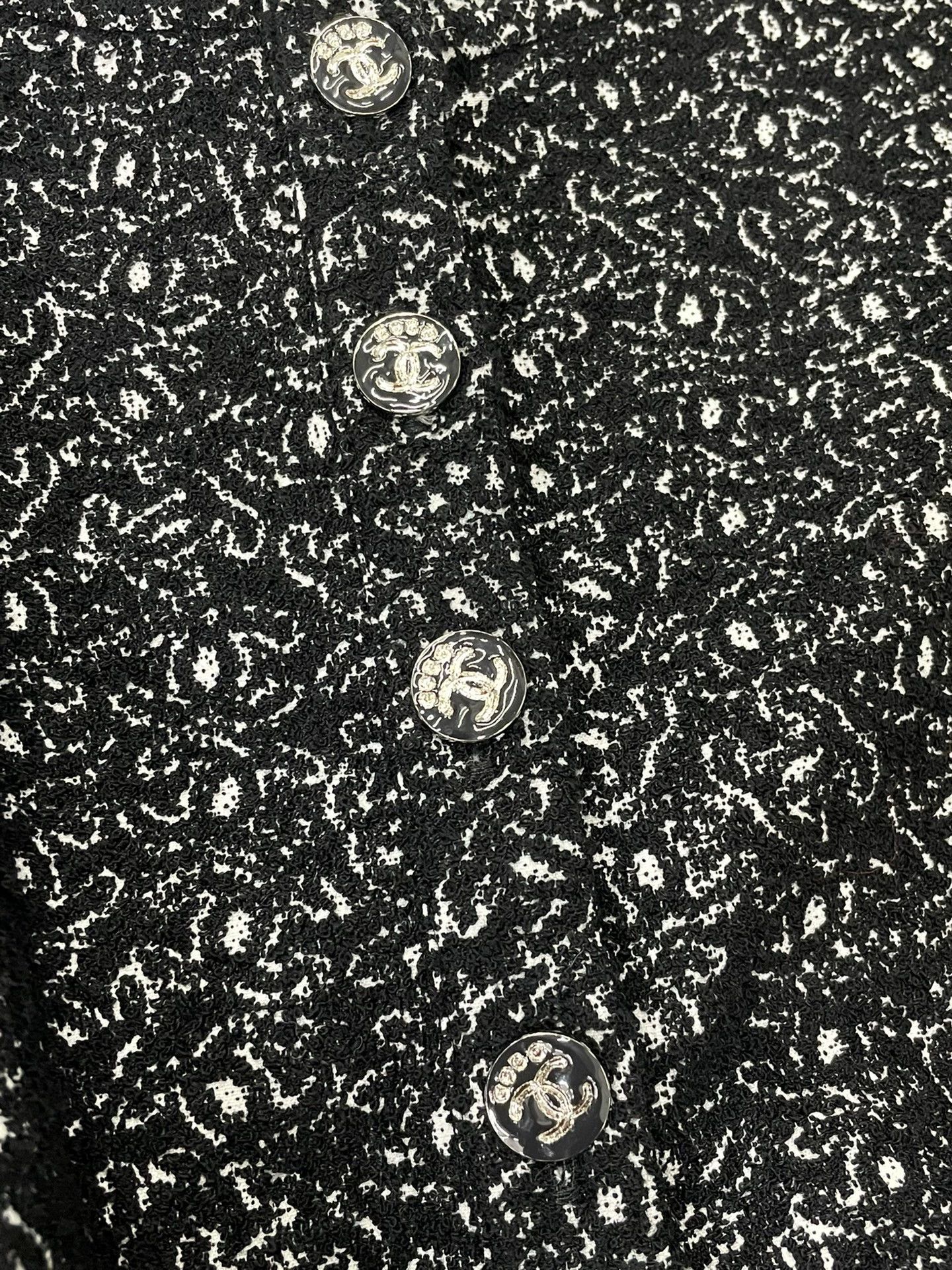 Chanel Chanel 25M Black Logo Print Dress - dmc Size US 34 / EU 50 - 2 Thumbnail