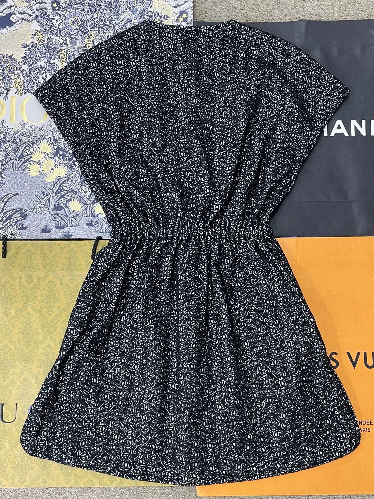 Chanel Chanel 25M Black Logo Print Dress - dmc Size US 34 / EU 50 - 3 Thumbnail
