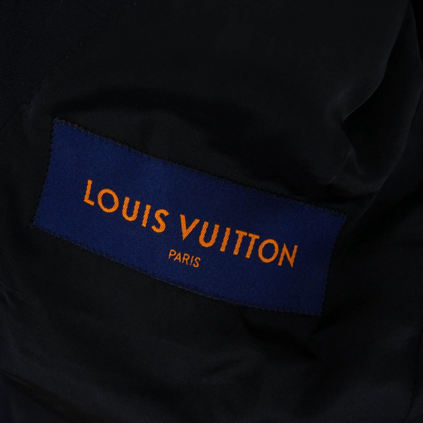 Louis Vuitton Louis Vuitton Monogram Pin Embossed Blazer - dmc Size US M / EU 48-50 / 2 - 3 Thumbnail