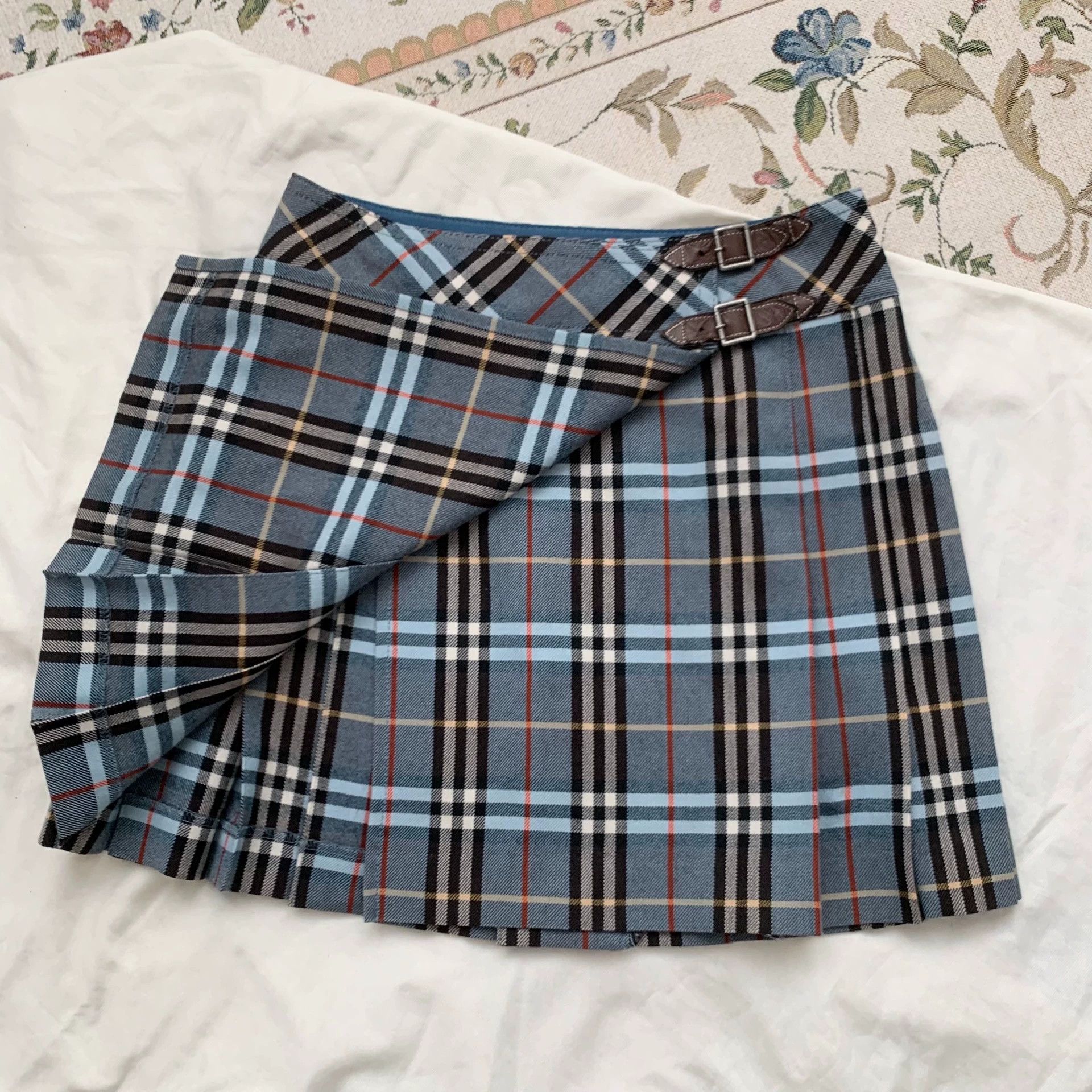 Burberry Burberry Blue Plaid Pleated Skirt - dmc Size US 28 / EU 44 - 2 Thumbnail