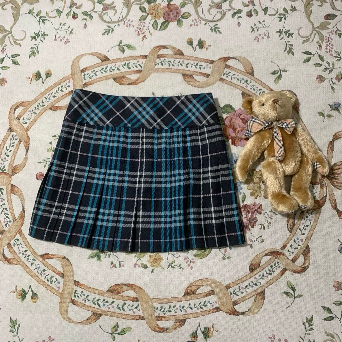 Burberry Burberry Vintage Wool Plaid Skirt - dmc Size US 36 / EU 52 - 5 Thumbnail