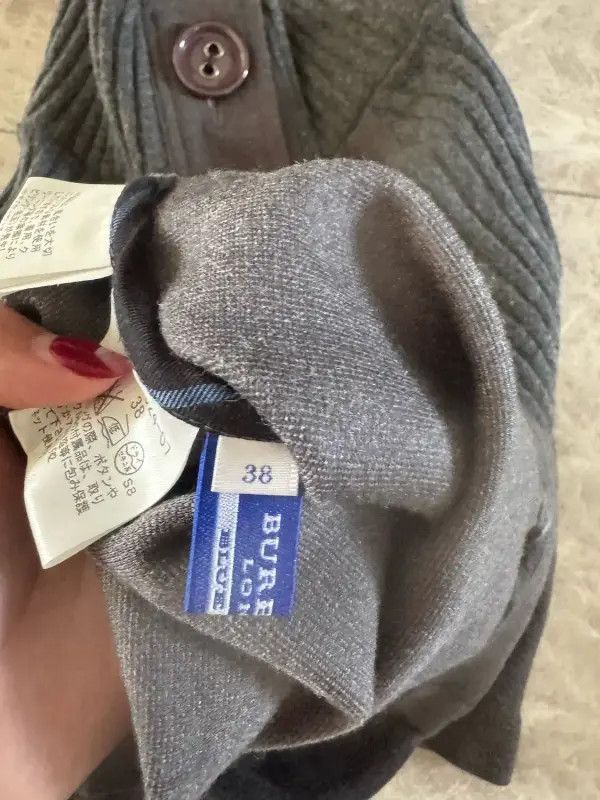 Burberry Burberry Gray Short Cardigan for Women Size M / US 6-8 / IT 42-44 - 8 Thumbnail