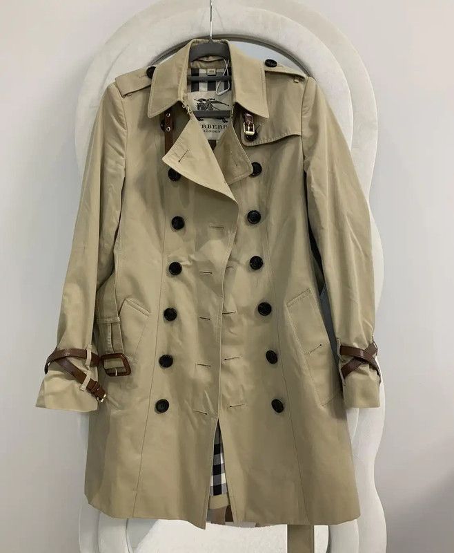 Anonymous Club Fashion Item Size XS / US 0-2 / IT 36-38 - 3 Thumbnail