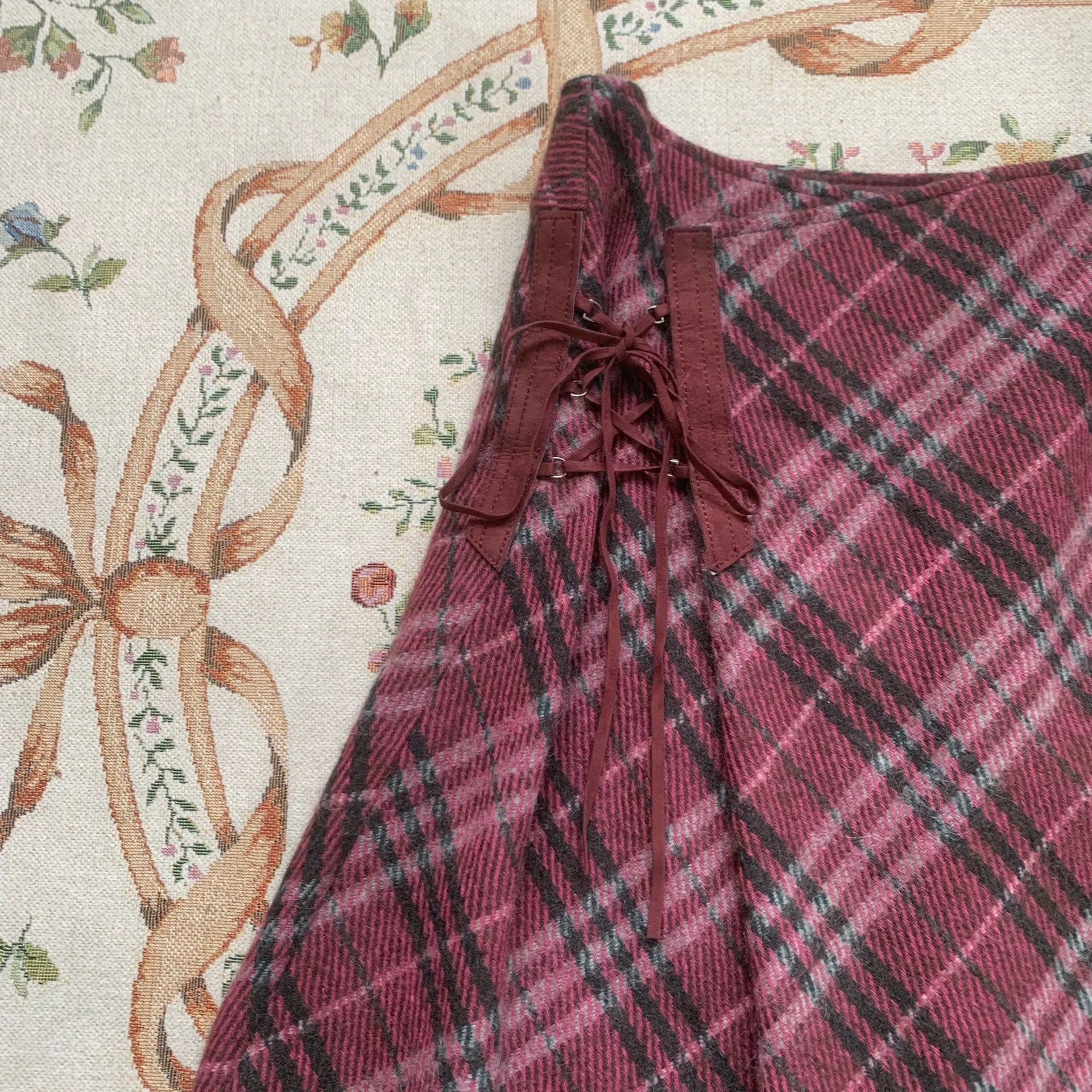 Burberry Burberry Plaid Wool Mini Skirt Set - dmc Size US 29 - 2 Thumbnail