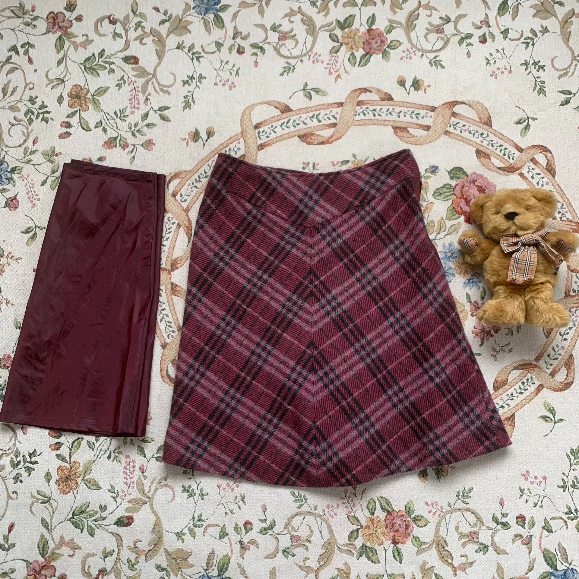 Burberry Burberry Plaid Wool Mini Skirt Set - dmc Size US 29 - 6 Thumbnail